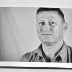 Simon Anderson 8
