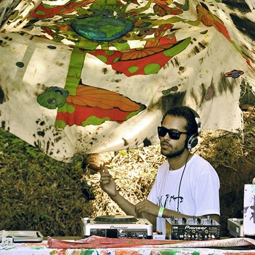Freedom Fighters vs Stereomatic vs Masticate - Outlaw (Bruno Martins Mashup) *FREE DOWNLOAD*