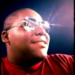 X-Avier KingPin Booth