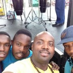 Strongrootsentertainment