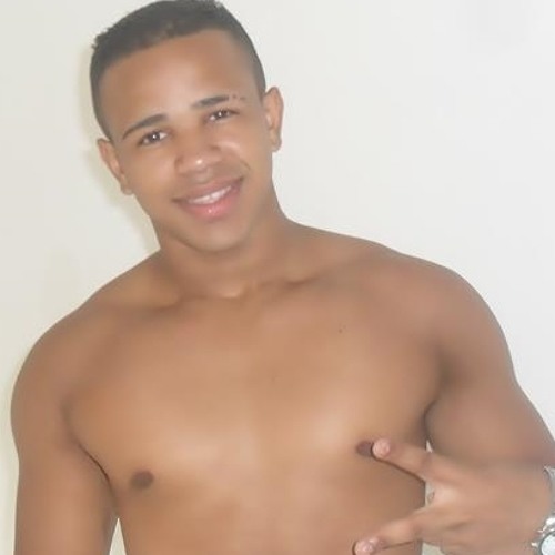 MONTAGEM - VAI DESCENDO CHUCK ♫