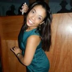 Kely Barcelos Almeida