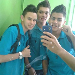 LiL QuIL & TomMy LeE QuIeREn SeR CoMO Yo & We WaNT PaPeR