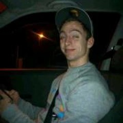 kier9410 is a bellend