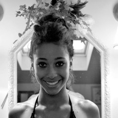 Valentine Nidia Dammé