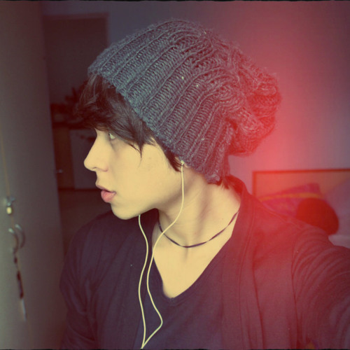 6-Pashimon - Afshin Azari Ft. Nasim.mp3