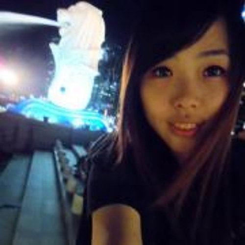 Jeslyn Wen Yi’s avatar