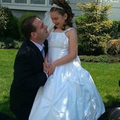 Laura King Manzolillo