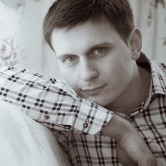 Дмитро Оленич | автор