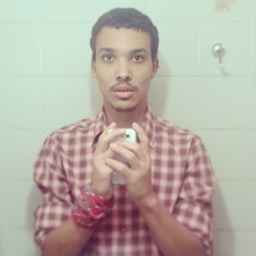 Lucas Bassouto’s avatar