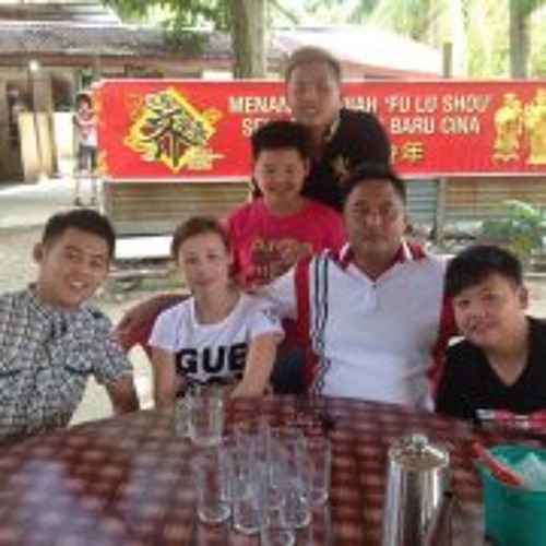 1st Let Me Take A Selfie !