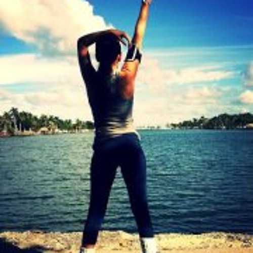 Stream Stefy Moreno music | Listen to songs, albums, playlists for free