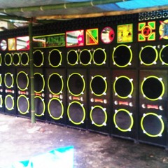 Rezky Gepers(R_R)  ✖‿◕