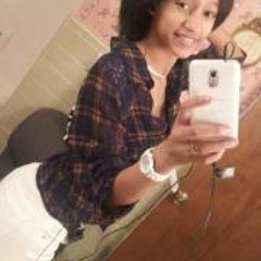 DhizGirl Sarah Noworrys