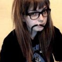 Victoria Martinez 25