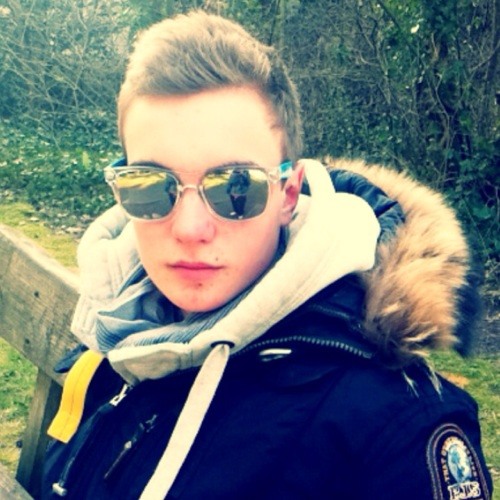Stream thibaut.roux music | Listen to songs, albums, playlists for free ...