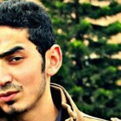 قولوا لها انني ما زلت اهواها