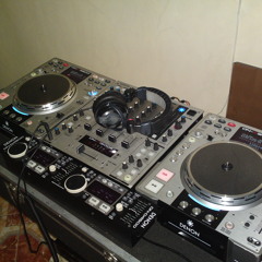 vdjrichard@hotmail.com