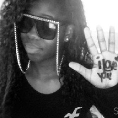 Melly Love'Lee