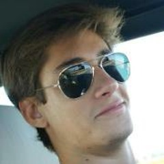 Miguel SánchezFlor Alfaro