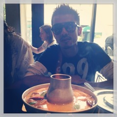 Aaron De La Rosa 1