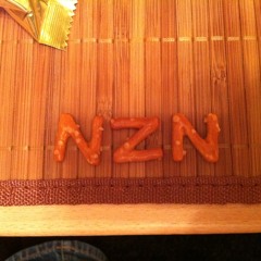 NzN