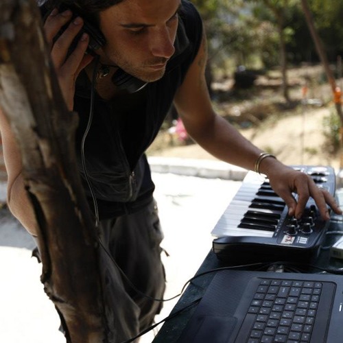 U.F.O (Feat aya) -the eternal light (ep pulse of the planet 1)