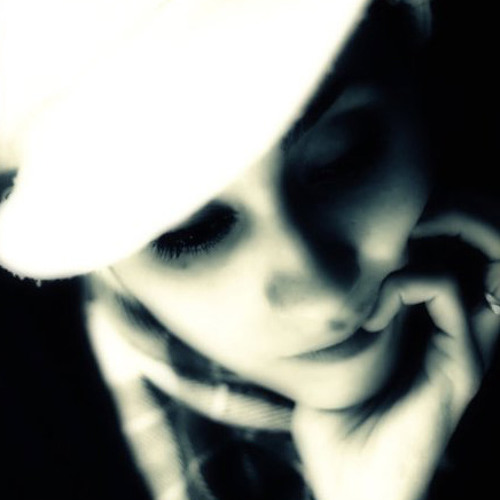 في قلبي جرح