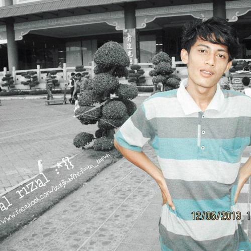 Disk Joki Izal ( DJI )-Heavy Rotation (JKT48 Cover) by jeje guitar addict