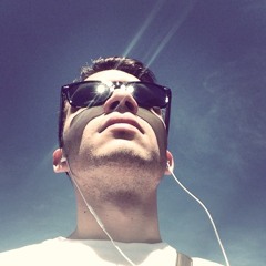 César Hernández 54