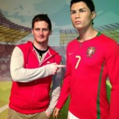 Stephen O'Loughlin 3