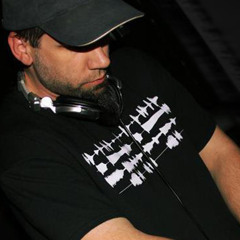 dj fullsize