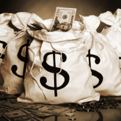 Cash Rulez These Hoes