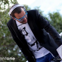 Dj  Schiefer