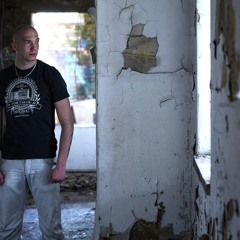 RoyaL9Ty präsentiert