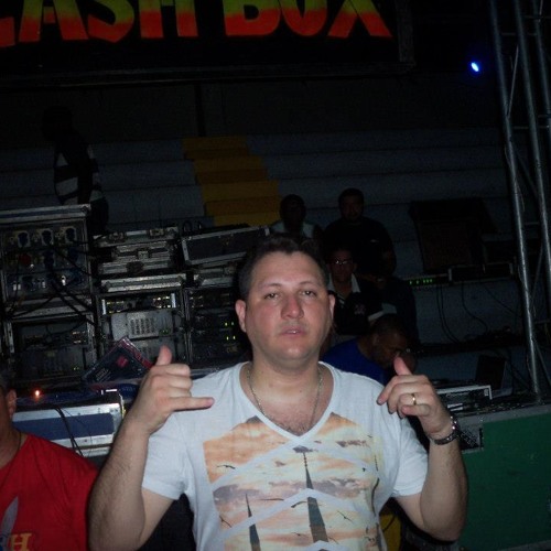 DJ DAYDANIC T.J.F’s avatar