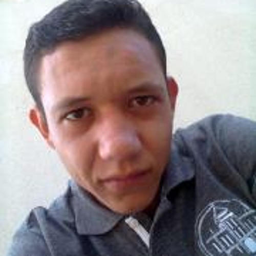 LonOficial-mc-lon-bonde-da-vila-do-sapo-dj-bala-produes-lanamento-2011 (1).mp3