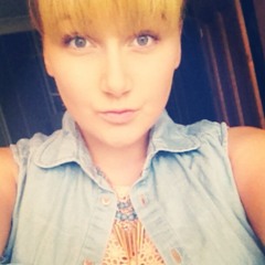KirstyM25