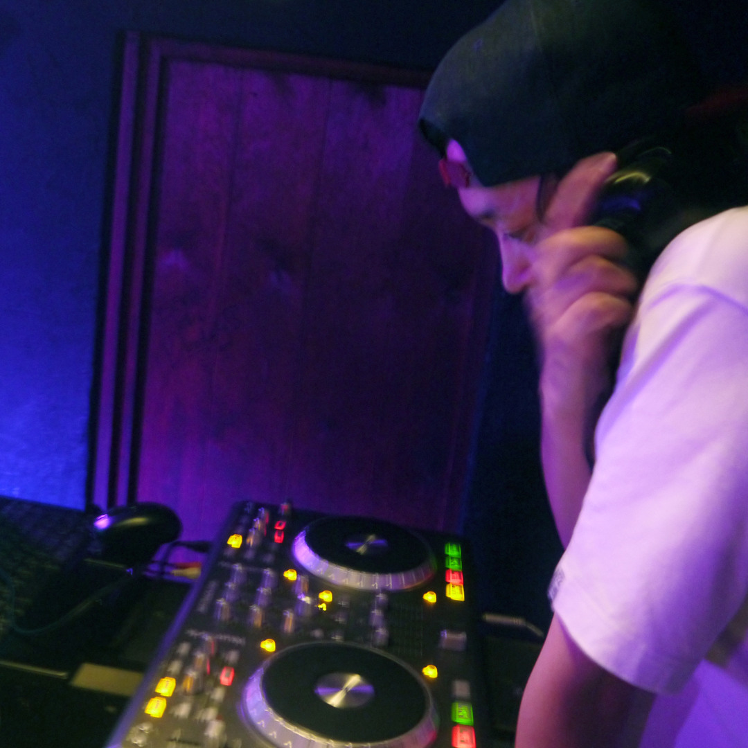 Stream straydogg music | Listen to songs, albums, playlists for