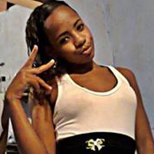 Lucineia Santos 3’s avatar