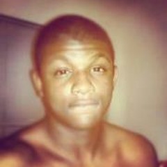 Andre Makin Moves Wallace