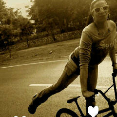 Chelby M