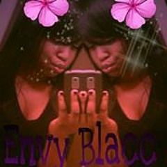 Envy Taye Black