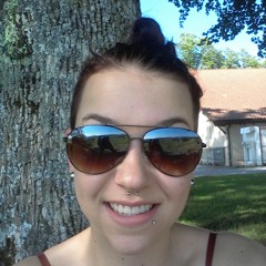 nadine_bicker