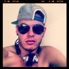JoshLovesHouse