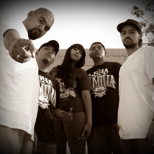 Stream LA LOKA FAMILIA music | Listen to songs, albums, playlists for ...