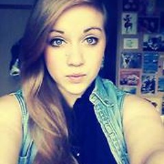 <3
