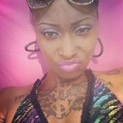 Loveable Shyla Queen