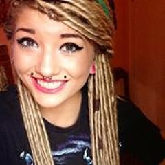 Michaela MonkeyHoney