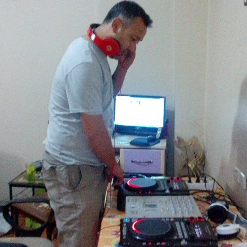 Gülşen  Acısı Bile Bal